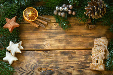 weihnachtlicher Rahmen auf Holz