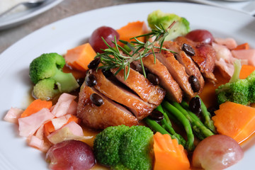 baked duck with coffee bean and vegetables