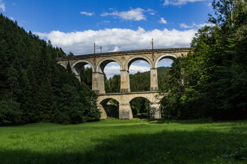 Fototapeta premium View on railway bridge over valley