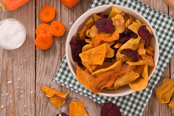 Mixed vegetable crisps.