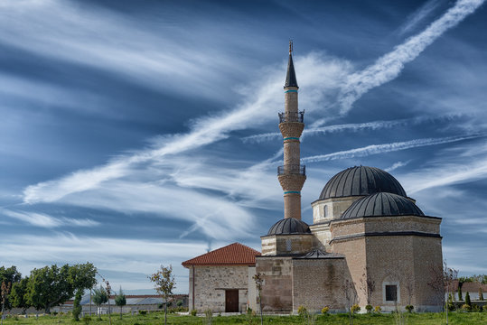 Şeyh S&uuml;caeddinK&uuml;lliyesi und T&uuml;rbesi