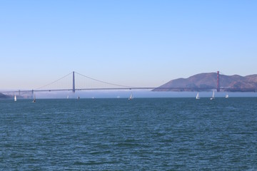 San Francisco, Golden Gate Bridge im Nebel