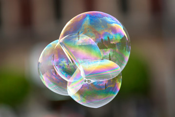 burbujas de jabon con reflejo