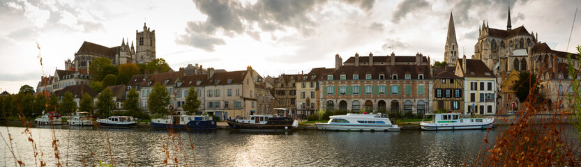 Fototapeta na wymiar Panoramic view of Auxerre on river Yonne, France