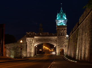 Naklejka premium Quebec City Night