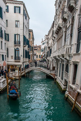 Obraz na płótnie Canvas Bridges in the city of Venice