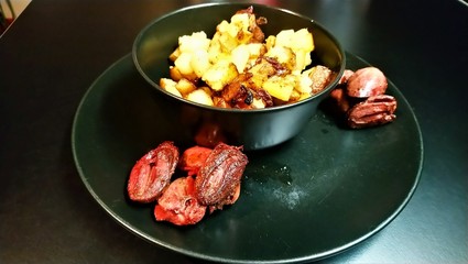 Fait maison - Coeurs de canard et pommes de terre sautées