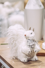 Décoration de Noël, figurine petit écureuil 