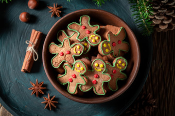 Closeup of gingerbread cookies in brown bowl