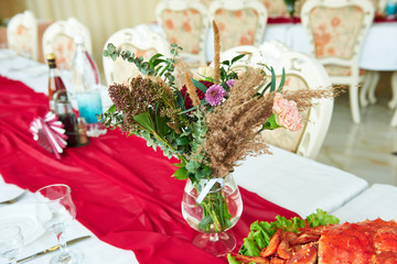 flower arrangement, wedding table decoration