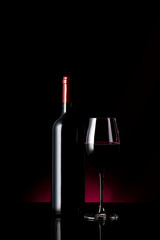 ワインとボトル