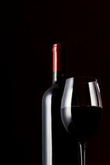ワインとボトル