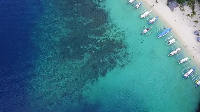 エルニド Seven Commando Beach 空撮映像