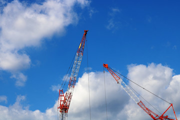 青空　クレーン