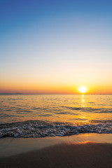 Obraz premium The Beach at Sunset Time