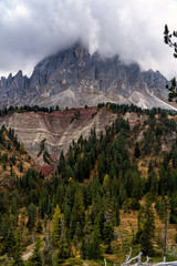 Obraz premium Colorful scenic view of majestic Dolomites mountains in Italian Alps.