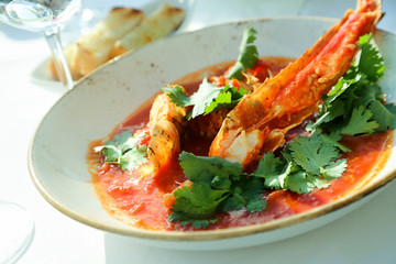 Crab meat cooked with hot sauce
