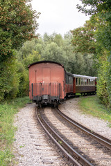 Train de voyageurs à vapeur en gare, monument historique, Baie de Somme, Picardie, Hauts de France
