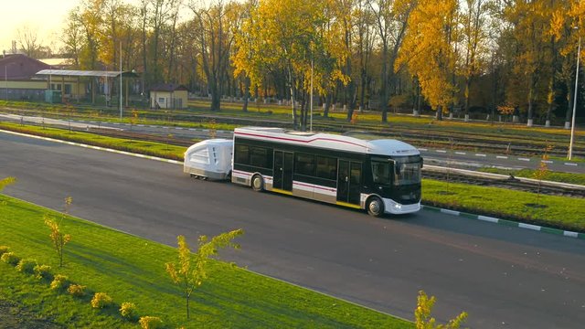 Electric bus goes on the road