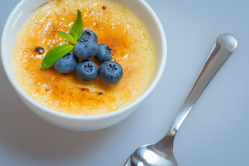 Creme Brulee With Blueberries