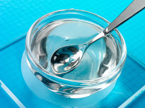 BOWL OF LIQUID GLUCOSE