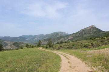 LE ROCHER DU CAIRE - SAINT MAY - DROME