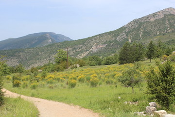 LE ROCHER DU CAIRE - SAINT MAY - DROME