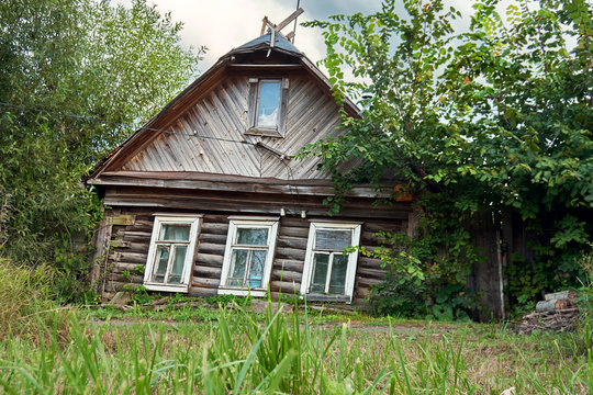 Rickety crumbling house in a small russian town