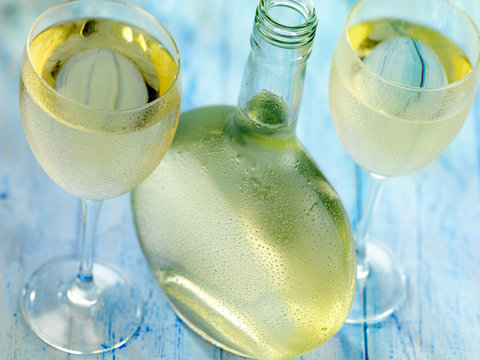 PORTUGUESE VINHO VERDE