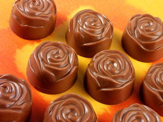 CHOCOLATE FLOWERS