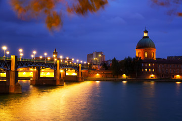 Night view of Toulouse