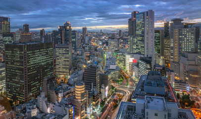 Fototapeta premium Piękny widok na Osakę w nocy