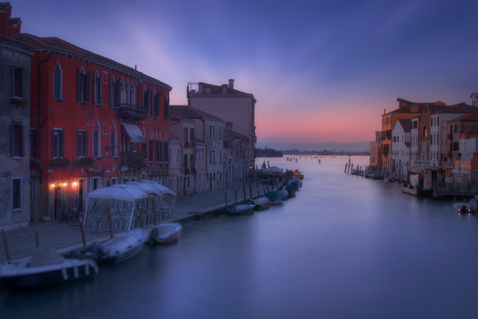 Venetian paths 116 (Canale di Cannareggio dal ponte Tre Archi), Venice, Veneto, Italy