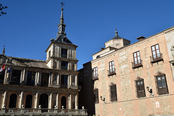 Fototapeta na wymiar Palais de l'archevêché à Tolède, Espagne