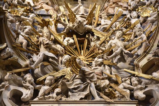 Autel baroque de la cath&eacute;drale de Tol&egrave;de, Espagne