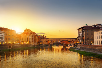 Fototapeta na wymiar View of Ponte Vecchio. Florence, Italy