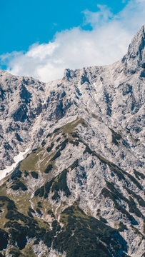 Smartphone HD wallpaper of beautiful alpine view at Zwoelferkopf summit - Achensee - Pertisau - Austria