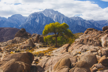 View of Alabama Hills, famous filming location rock formations near the eastern slope of Sierra Nevada, Owens Valley, west of Lone Pine in Inyo County, Inyo National Forest, California, United States.