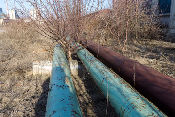 The crisis of the economy and energy resources. Cut pipes to residents and businesses that did not...