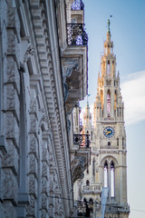 Naklejka premium Wiener Rathaus im Baustil Neogotik
