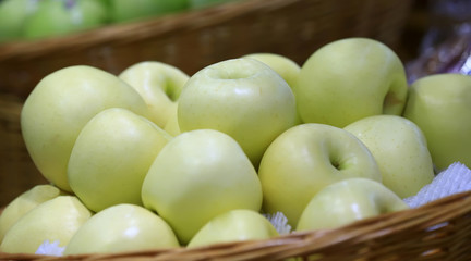 Many apples stack up