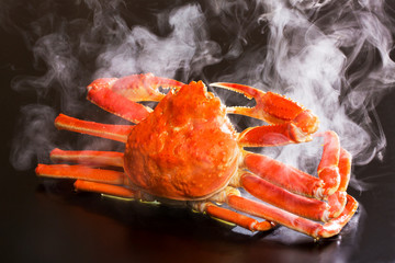 ボイルしたズワイガニ © Tsuboya