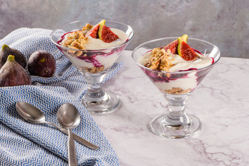 Figs pudding parfait with yogurt