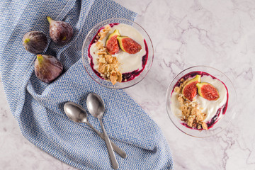 Figs pudding parfait with yogurt