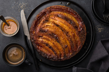 upside down banana caramel cake