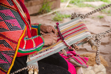 Peruvian weaver - obrazy, fototapety, plakaty