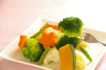 温野菜のサラダ　茹で野菜　サラダ　