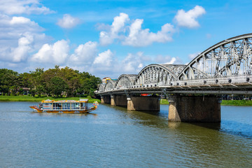 Fototapeta premium Traditional Dragon Boat on the Perfume River in Hue, Vietnam