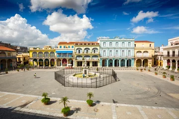 Tuinposter Plaza Vieja in Havana, Cuba © Haico