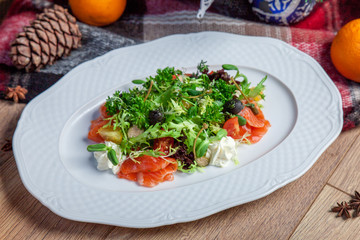  Lightly salted trout, red fish, with cream cheese, with greens